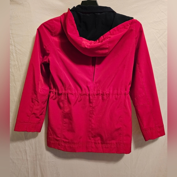 Liz Claiborne Lightweight Jacket,  Size SP,  Red. Removable Hood. - Picture 2 of 6